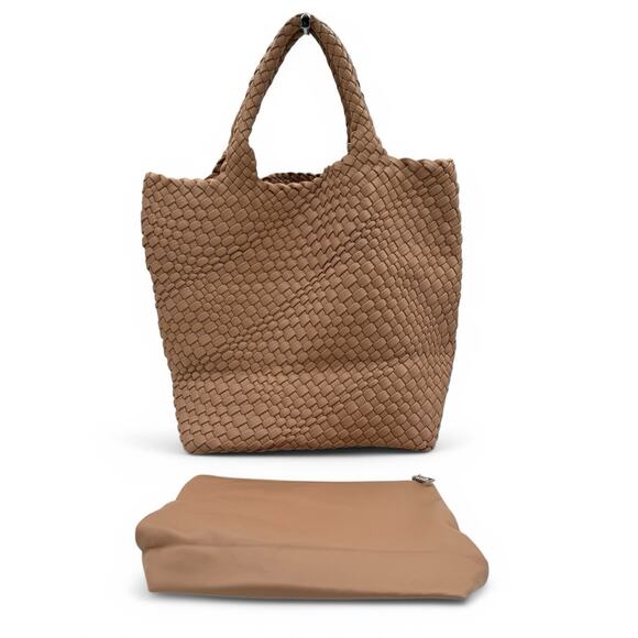 NWT Queenoris Woven Tote Bag with Matching Pouch - Tan Faux Leather Beach Pool - Picture 2 of 7